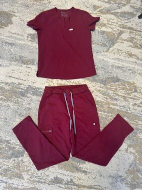 FIGS burgundy set